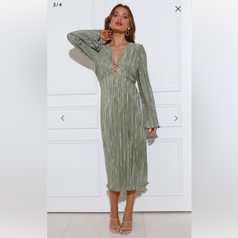 Hello Molly Olive Green Plissé Midi Dress